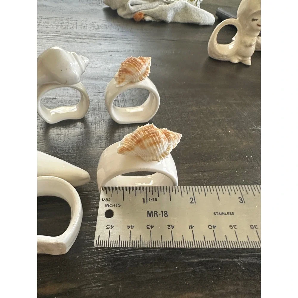 Vintage  Ceramic Seashell Napkin Rings Set of 5 White Coastal Nautical Decor GUC